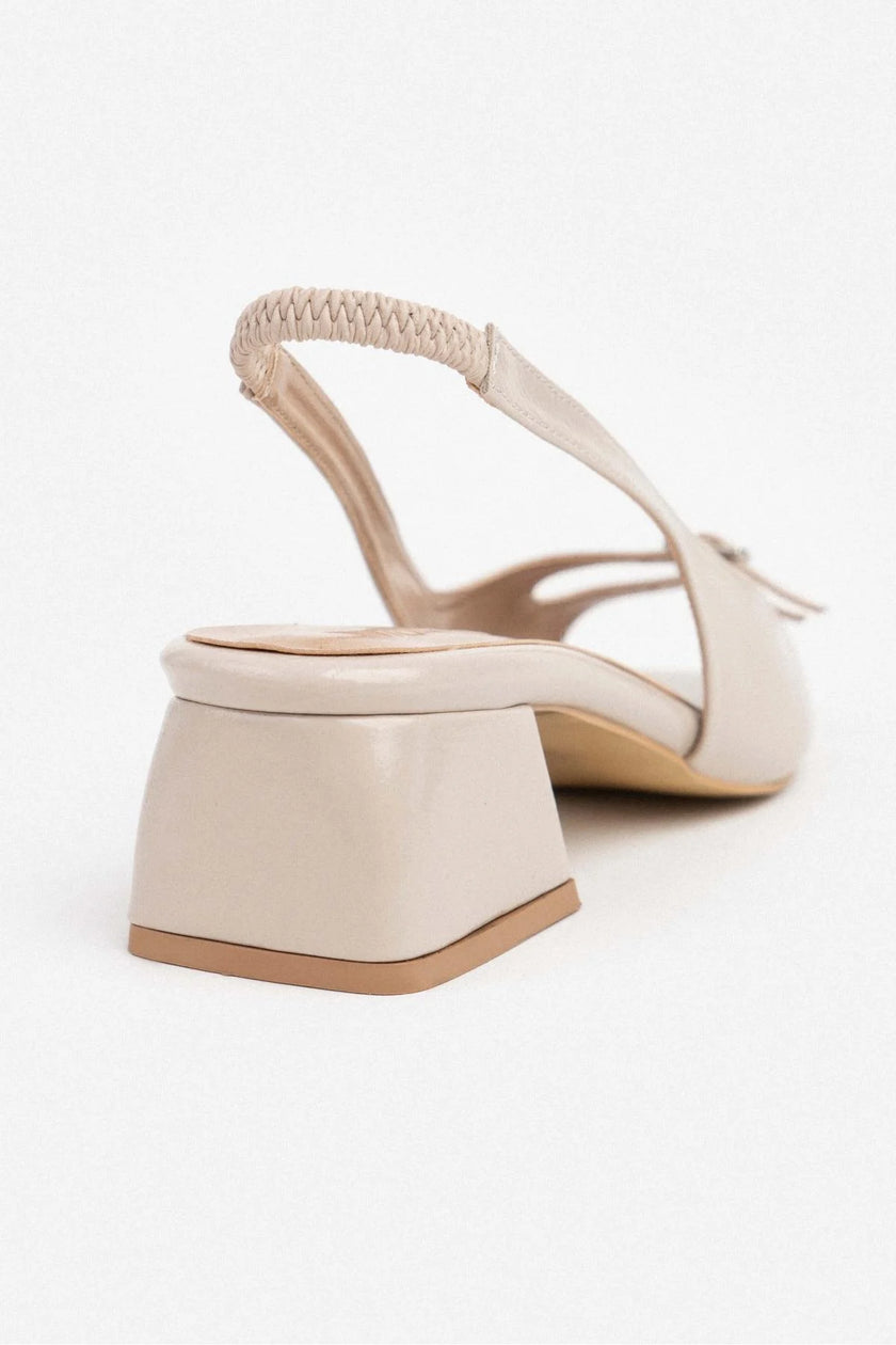 Ernest Beige Wrinkled Matte Belt Detailed Short Heeled Women's Sandals