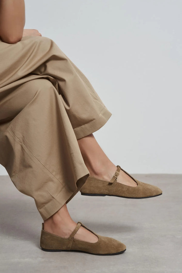 PALMER Rome Beige Genuine Suede Buckle Detail Women’s Flat Ballet Shoes