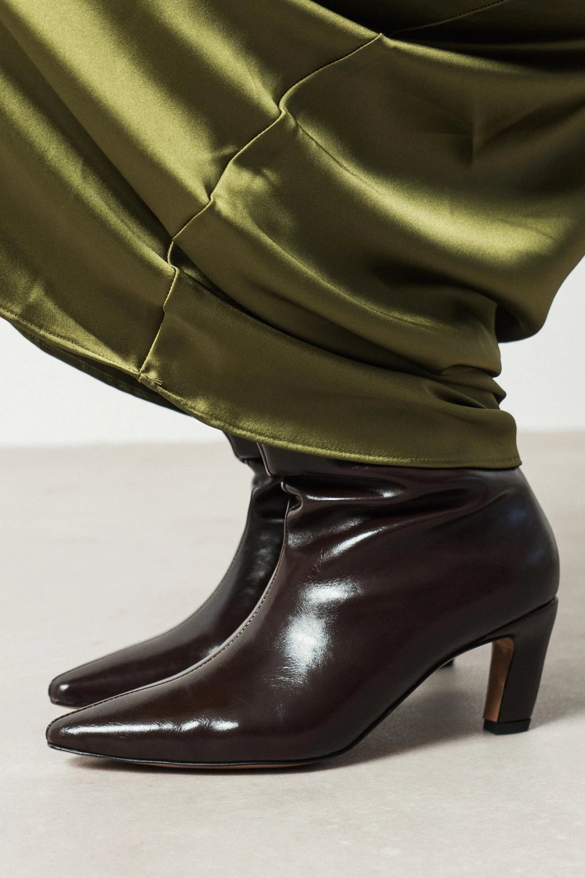 SHOWER BROWN RUSTIC PATTERNED WOMEN'S HIGH-HEEL BOOTS