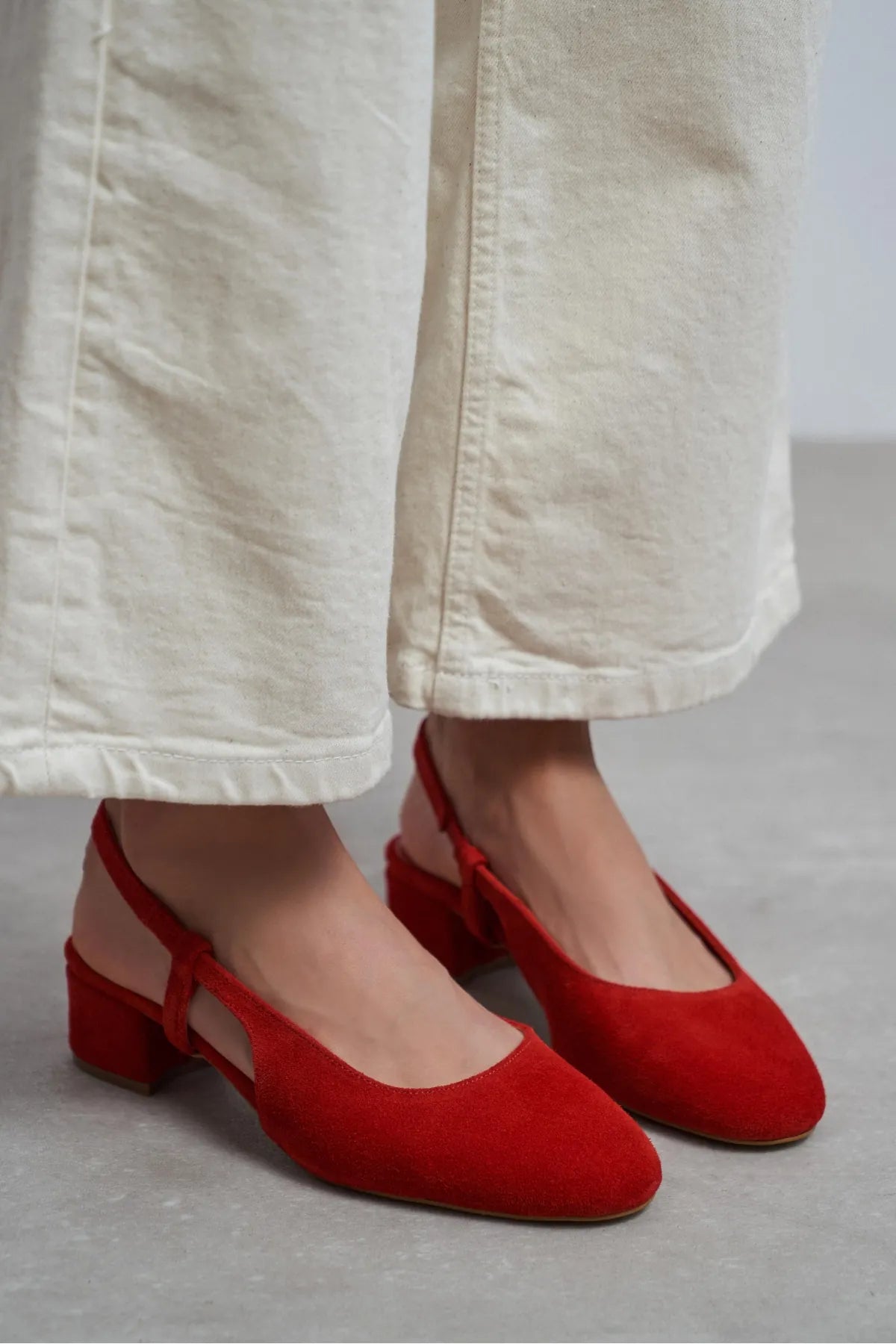 S-HARMONY Red Suede Square Toe Buckle Detail Low Heel Women’s Ballet Flats