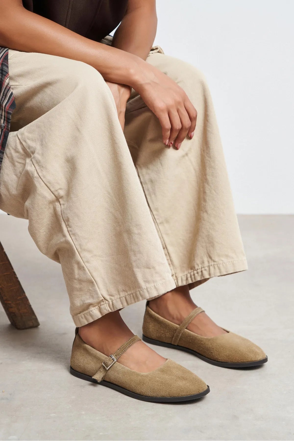 Jade Rome Beige Suede Genuine Leather Double-Buckle Flat Women's Ballet Flats