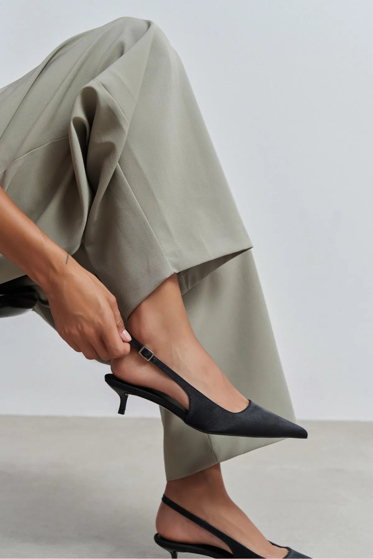 ROVIA Black Satin Pointed-Toe Thin Heel Women's Shoes