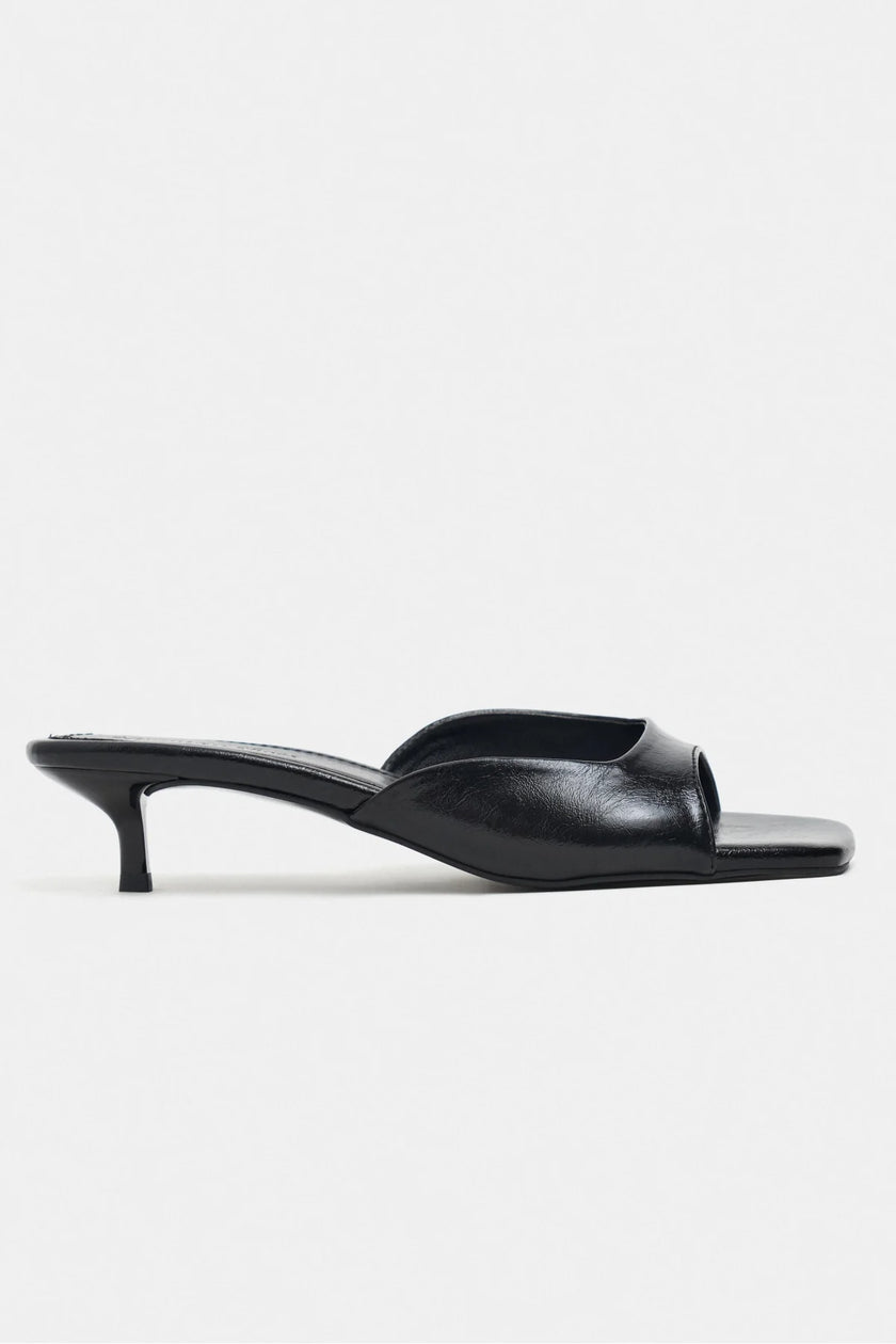 Hazel Black Rustic Patterned Square-Toe Women's Slim-Heeled Slippers