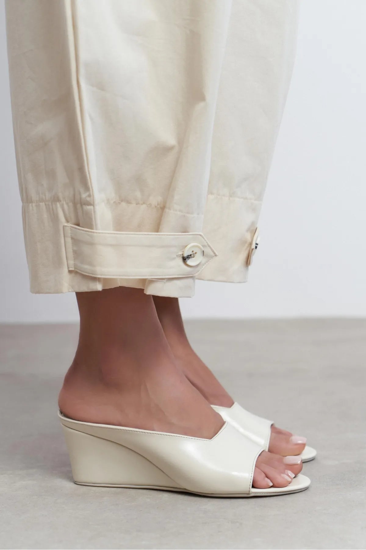 ALLISON Beige Rustic Wedge Heel Women’s Mules | FOOTWEAR | Slipper | Lebbse ALLISON Beige Rustic Wedge Heel Women’s Mules | FOOTWEAR | Slipper | Lebbse