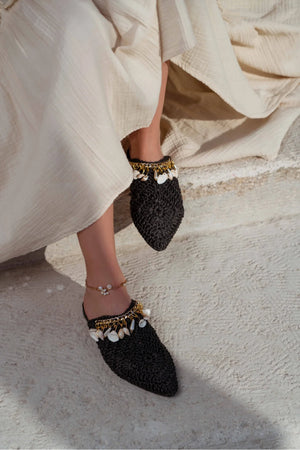 LISA BLACK KNITTED SEA SHELL DETAIL WOMEN'S SLIPPERS