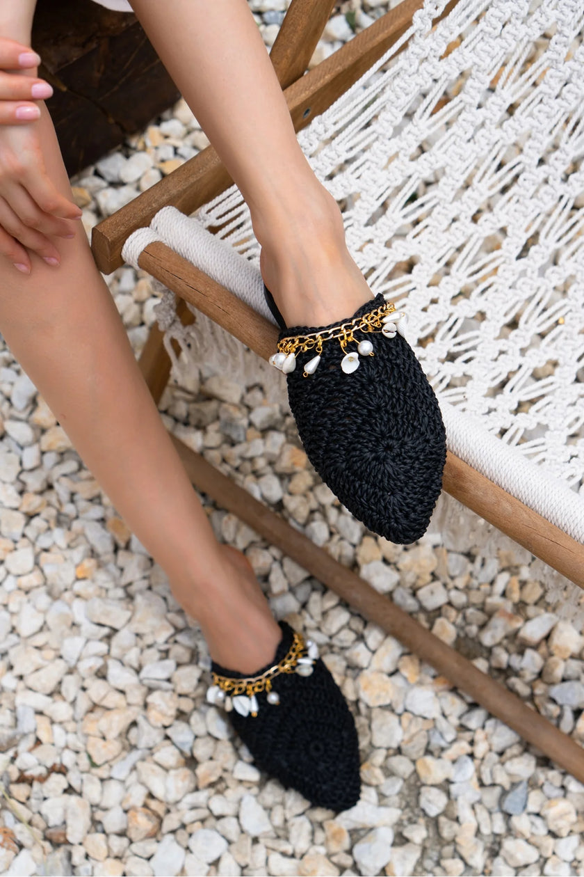 LISA BLACK KNITTED SEA SHELL DETAIL WOMEN'S SLIPPERS