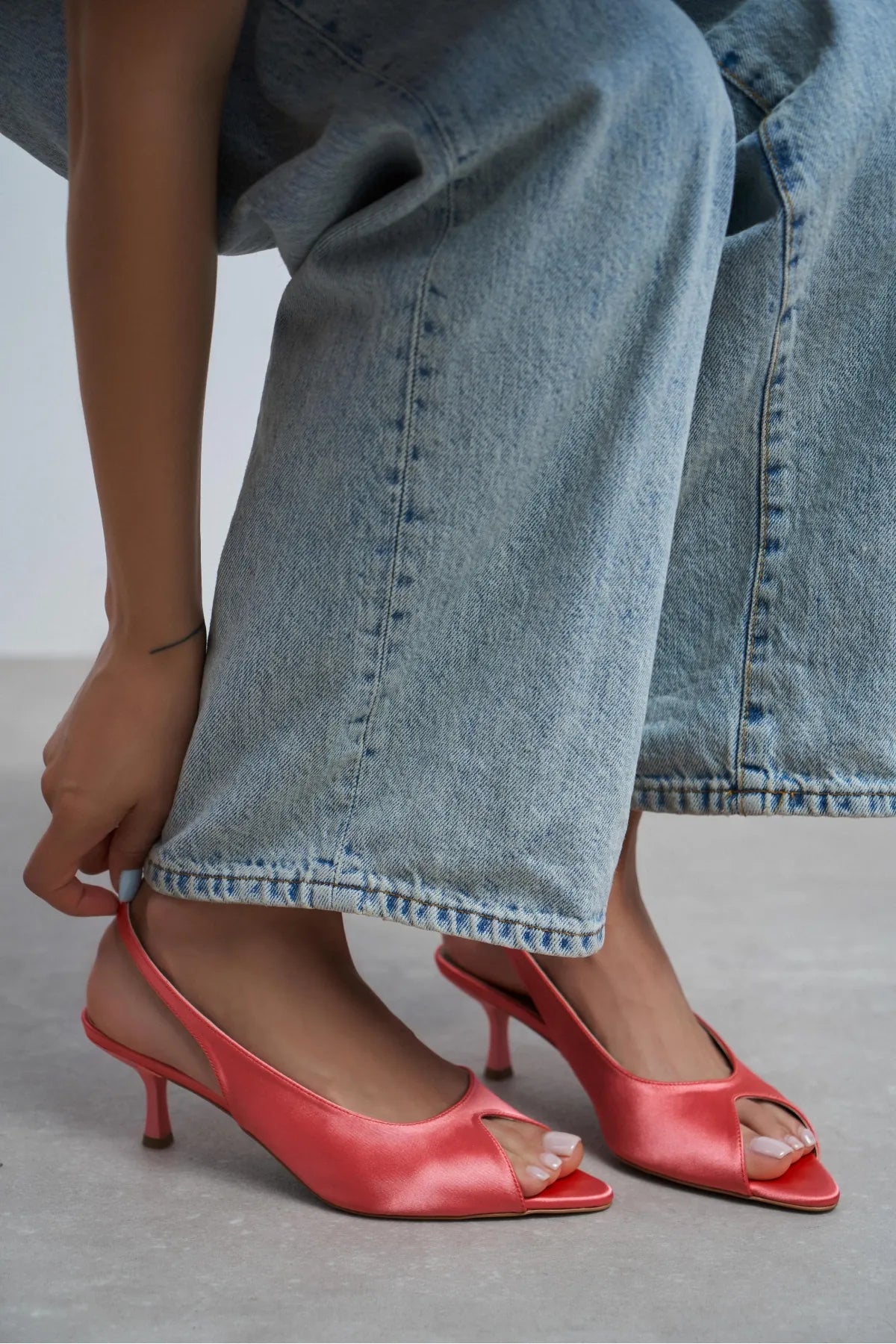 SALVA Salmon Satin Pointed Toe Open Front Women’s Heels