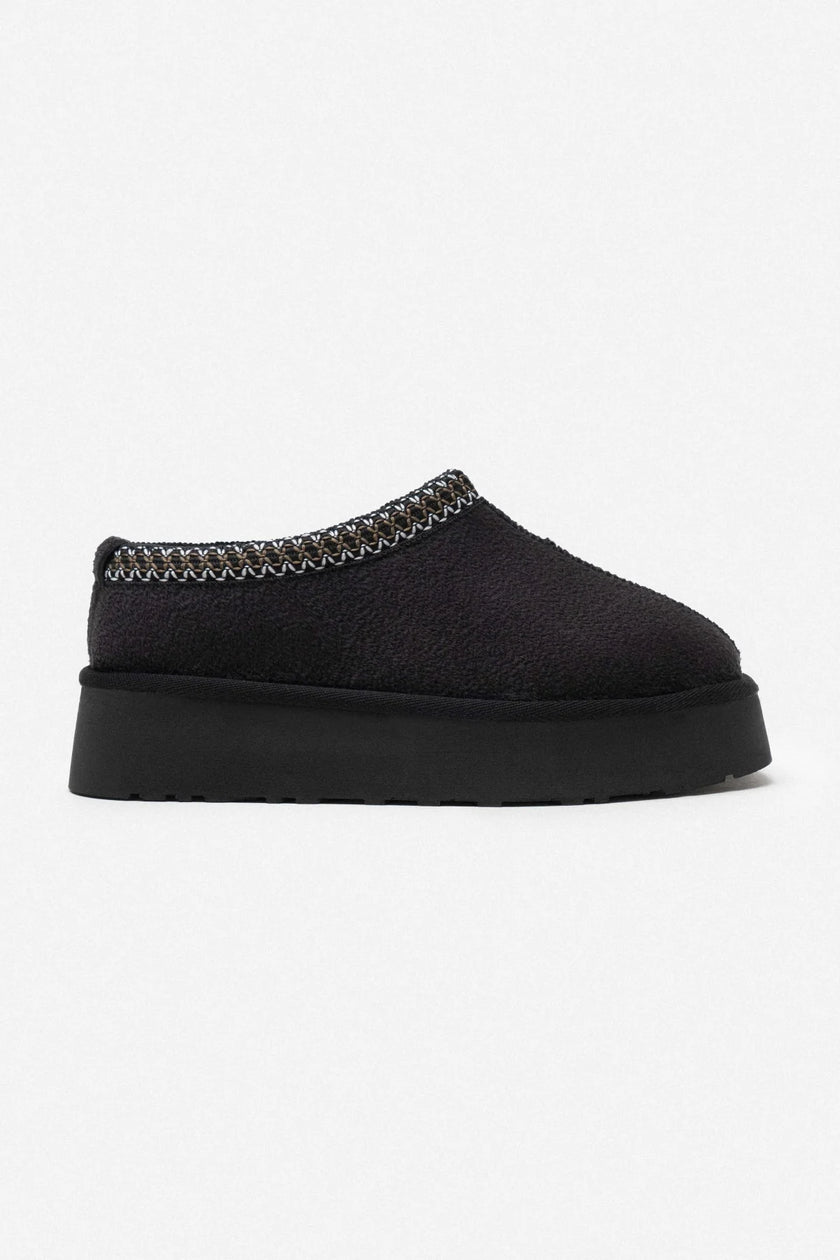 SWEET BLACK SUEDE FLAT-SOLED HOME SLIPPERS WITH FUR INSIDE
