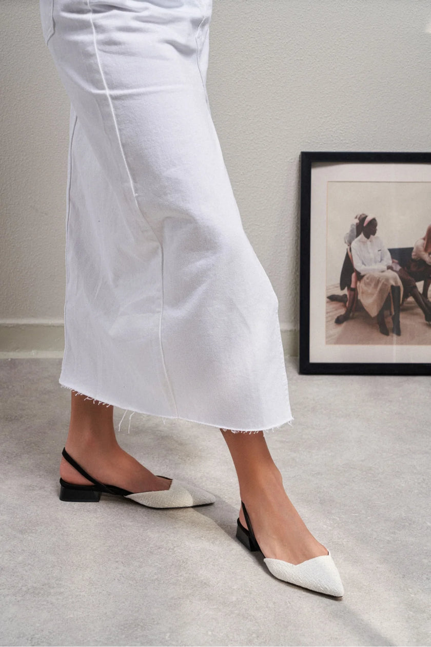 ELVİRA WHITE KILIM WOMEN'S POINTED TOE BALLERINAS WITH RACKED ELASTIC