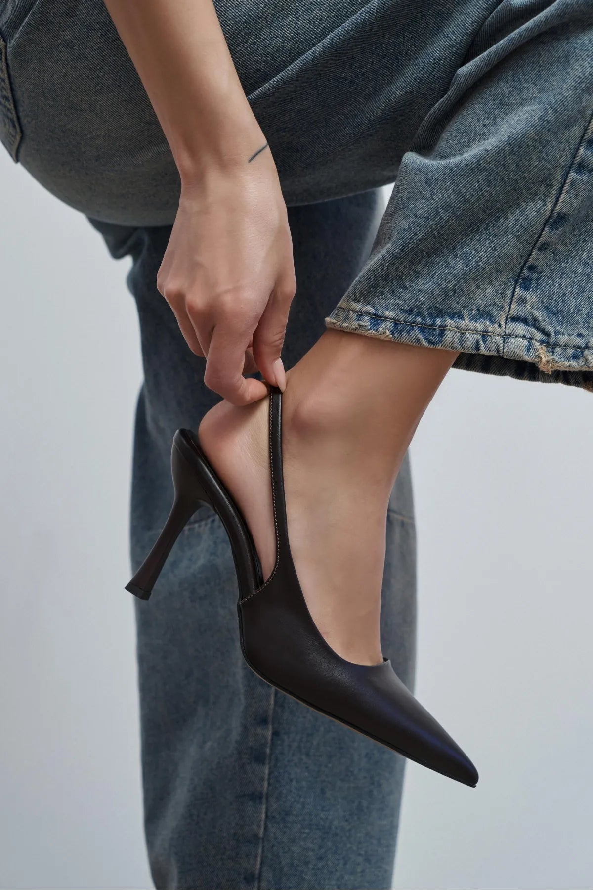ELARA Coffee Matte Slingback V-Vamp Pointed Toe Women’s Heels | FOOTWEAR | Heels | Lebbse ELARA Coffee Matte Slingback V-Vamp Pointed Toe Women’s Heels | FOOTWEAR | Heels | Lebbse