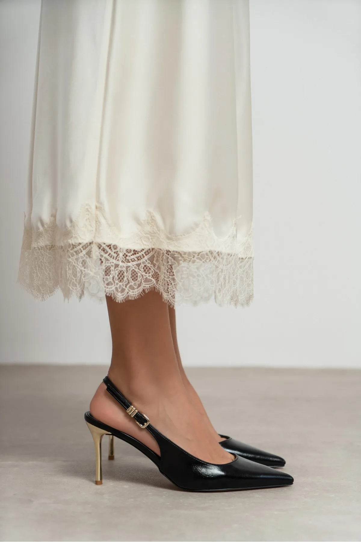 VIORA Black Rustic Buckle Detail Women’s Gold Heel Shoes