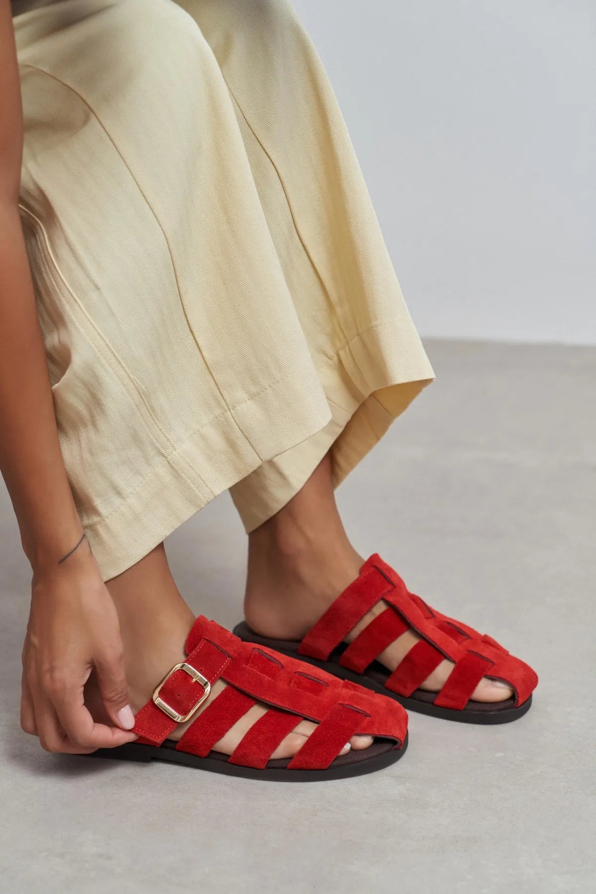 SIENTO RED SUEDE LEATHER WOMEN’S FLAT SLIPPERS