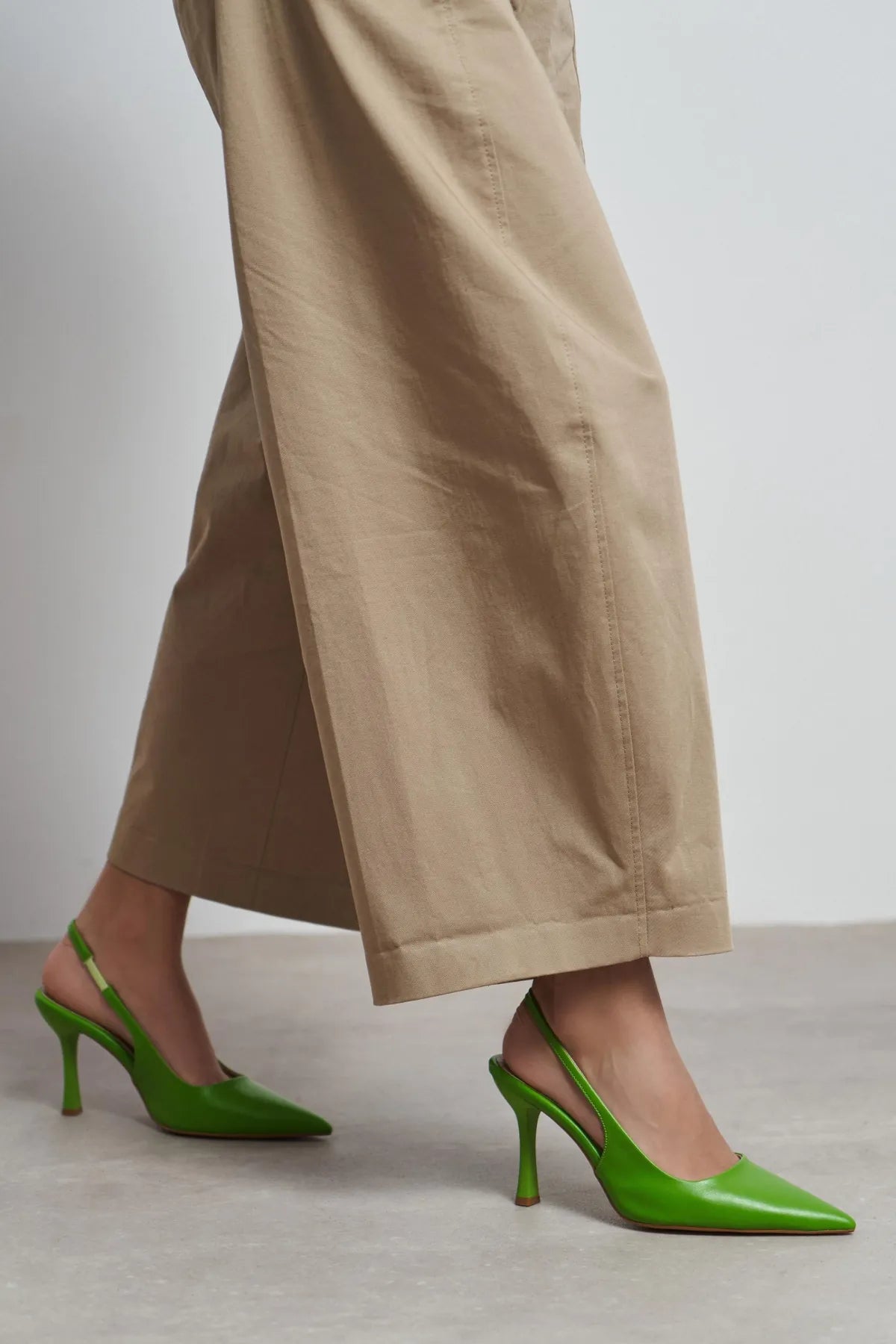 ELARA Green Matte Slingback V-Vamp Pointed Toe Women’s Heels | FOOTWEAR | Heels | Lebbse ELARA Green Matte Slingback V-Vamp Pointed Toe Women’s Heels | FOOTWEAR | Heels | Lebbse