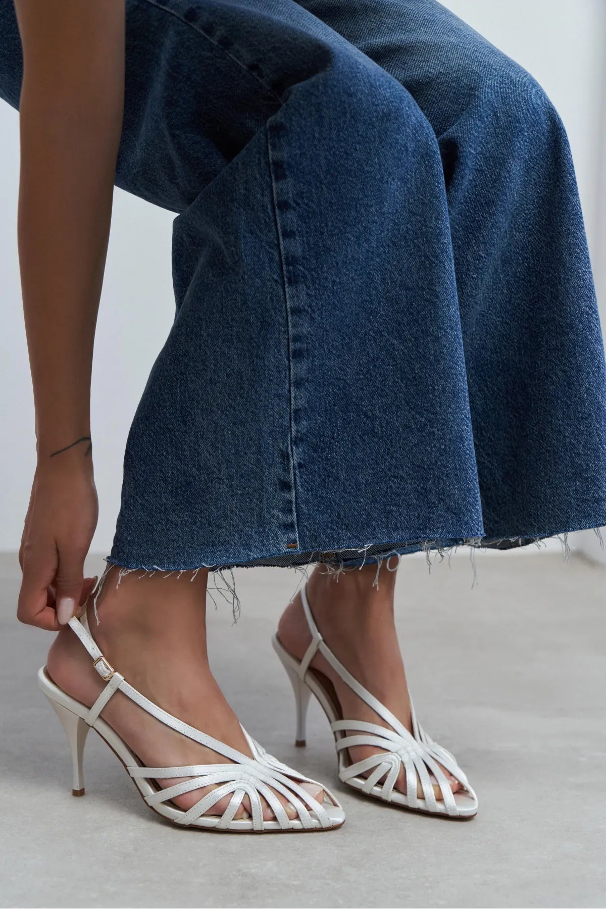 ERYU Pearl Satin Open-Toe Cage Detail Women’s High-Heel Shoes | FOOTWEAR | Heels | Lebbse ERYU Pearl Satin Open-Toe Cage Detail Women’s High-Heel Shoes | FOOTWEAR | Heels | Lebbse