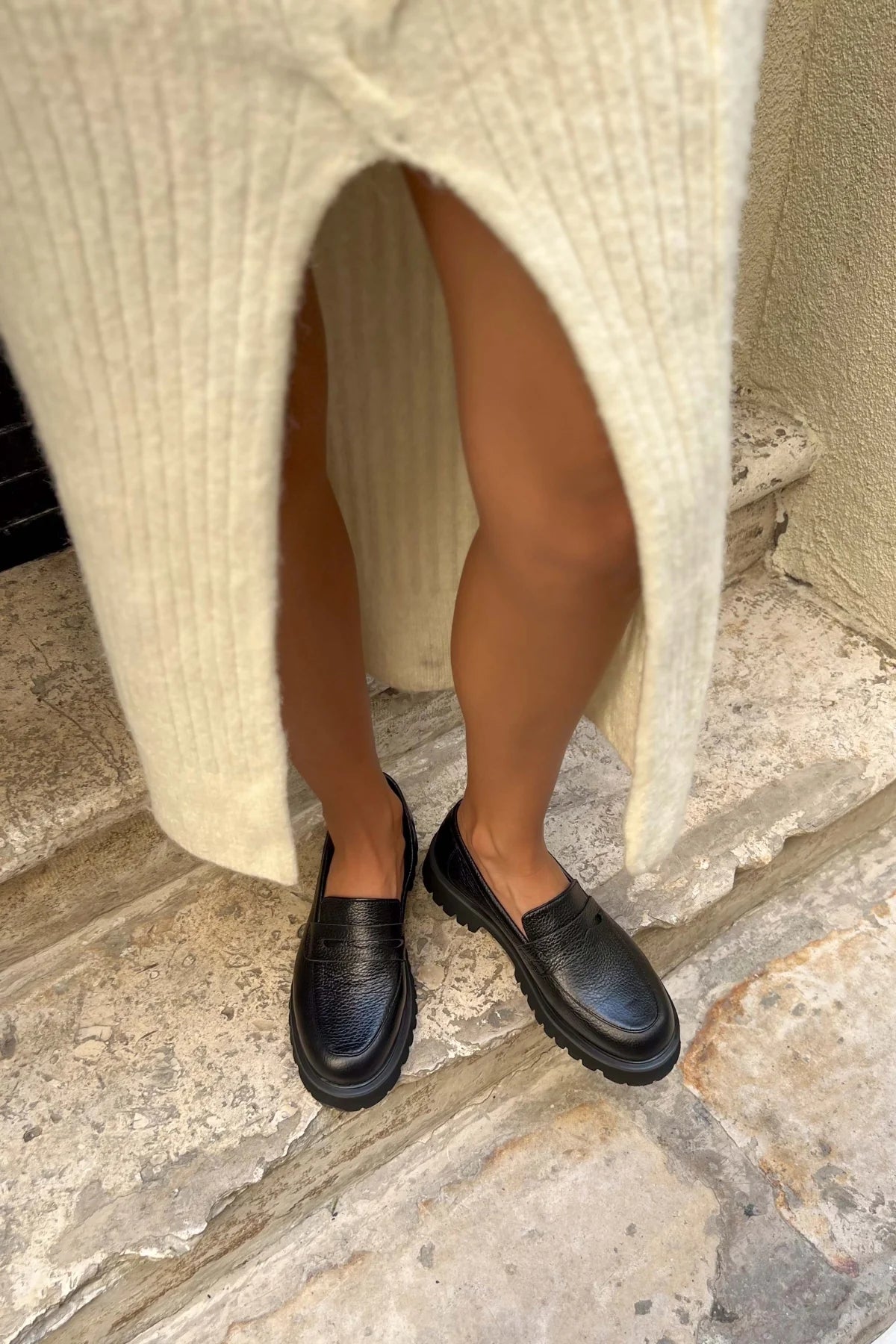 QUEENA BLACK THICK SOLE DETAIL WOMEN'S SHOES