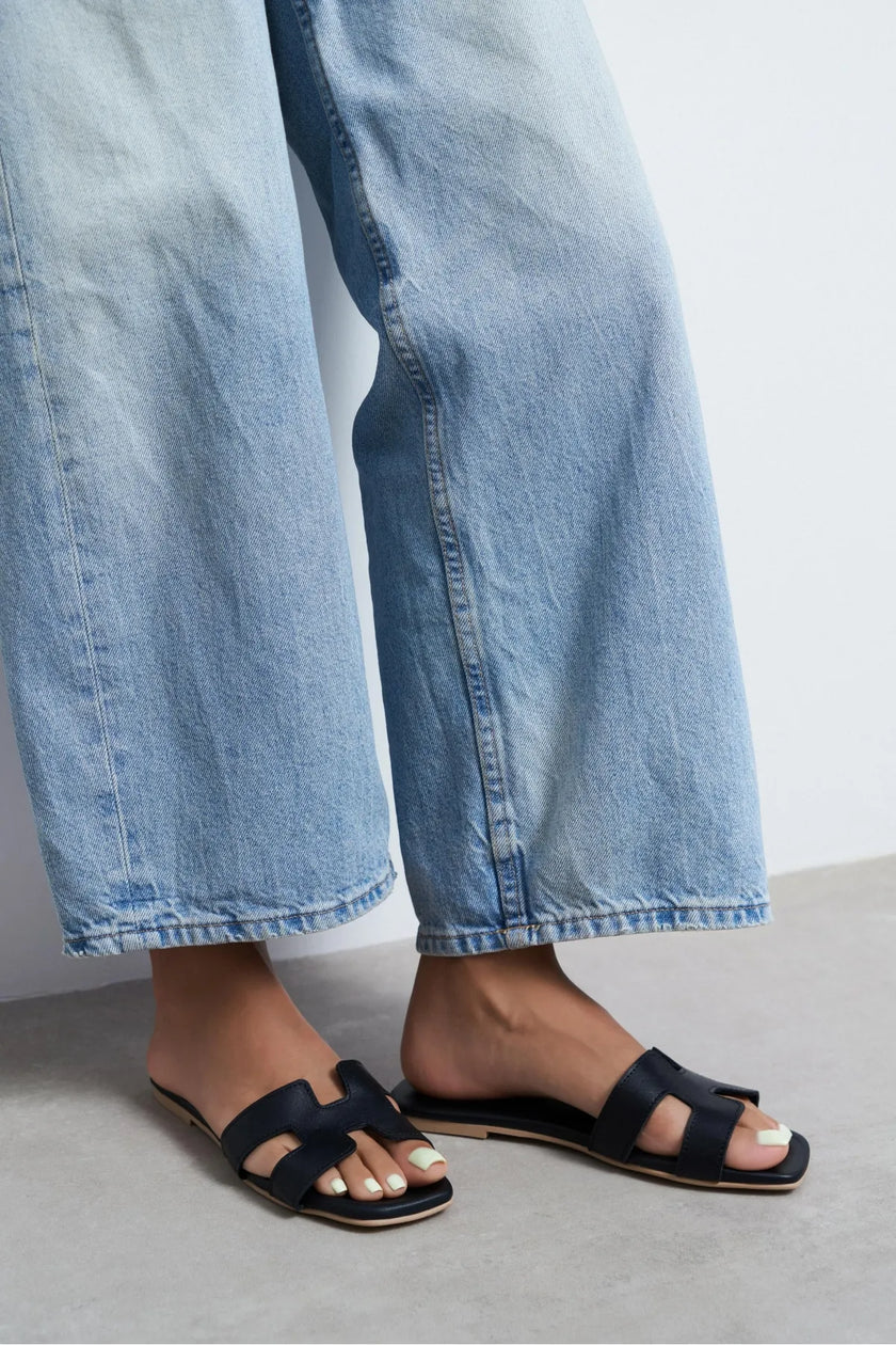 Mavora Black Matte Leather H-Band Women's Slippers