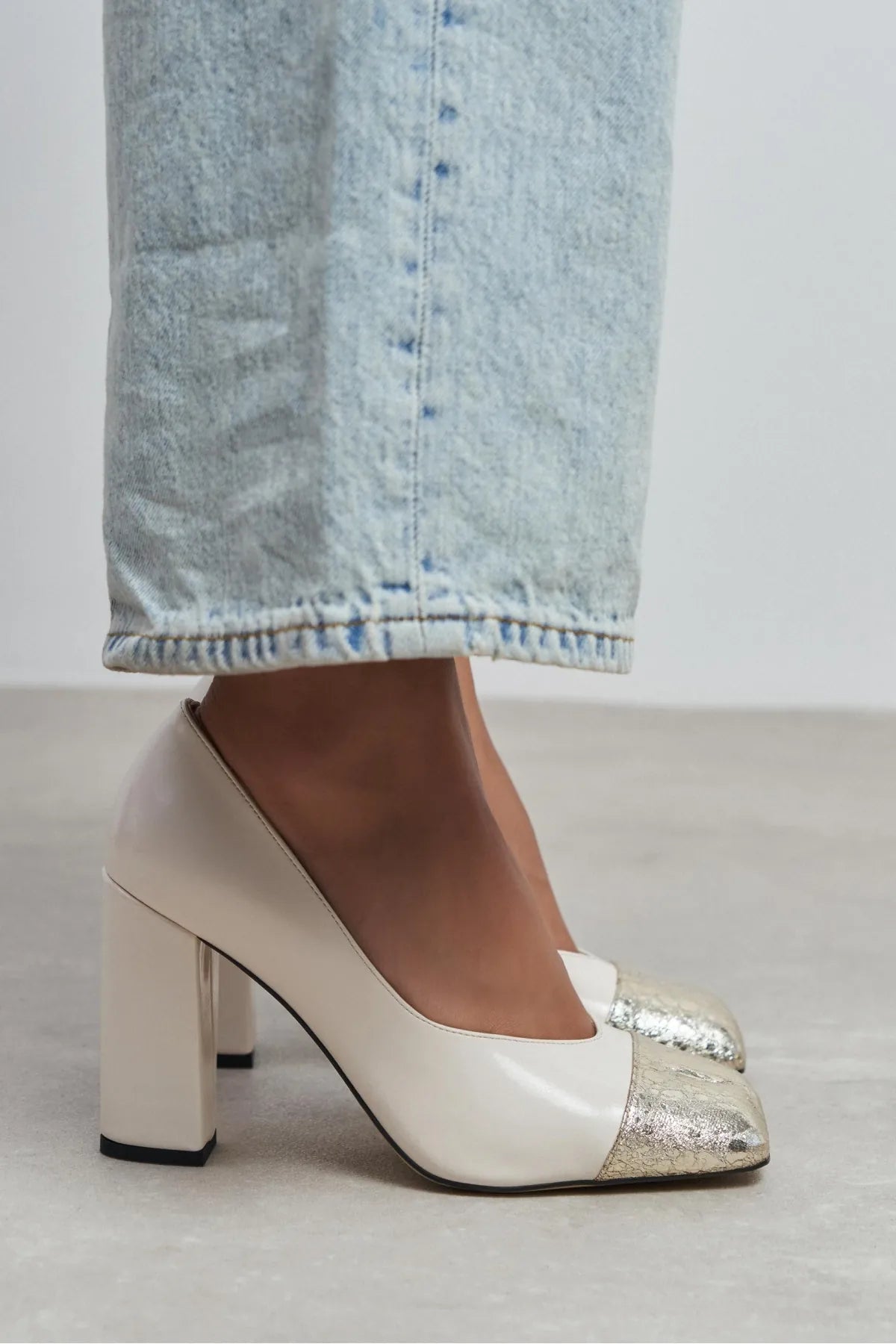 EMILY PEARL & GOLD CAP-TOE BLOCK HEEL WOMEN’S SHOES