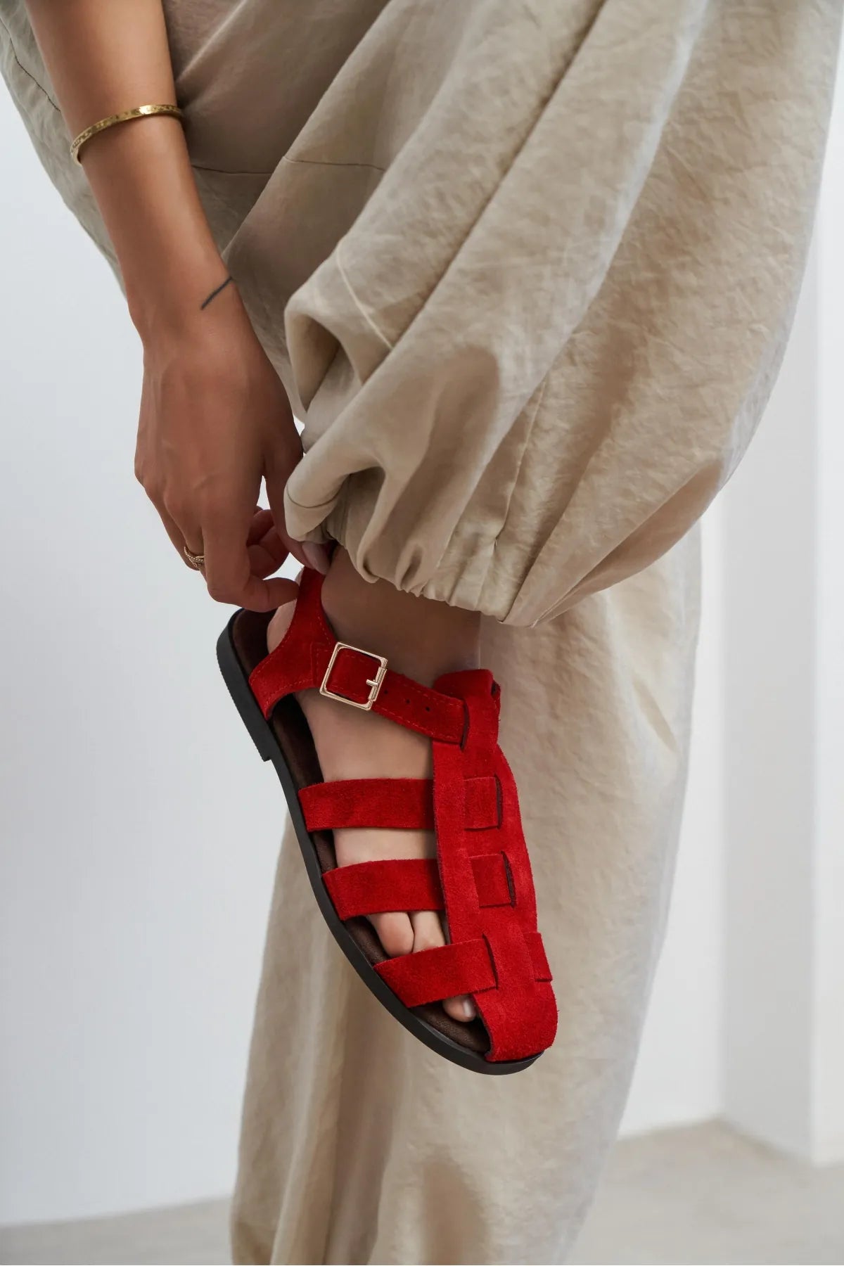 ORBIT Red Suede Genuine Leather Buckle Detail Flat Women’s Sandals | FOOTWEAR | SANDALET | Lebbse ORBIT Red Suede Genuine Leather Buckle Detail Flat Women’s Sandals | FOOTWEAR | SANDALET | Lebbse