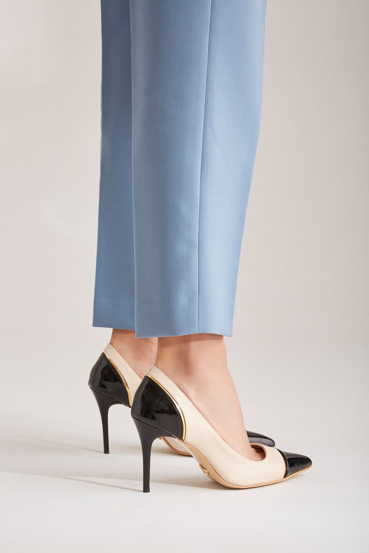 Diverse Ten Stiletto