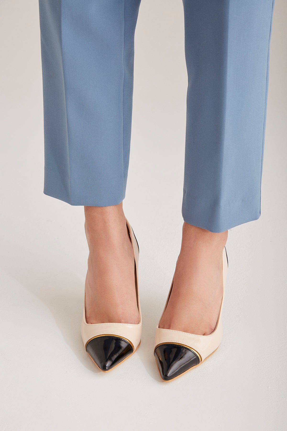 Diverse Ten Stiletto