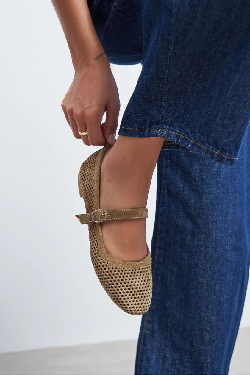 TITI Rome Beige Suede Leather Studded Buckle Detail Flat Women's Ballet Flats
