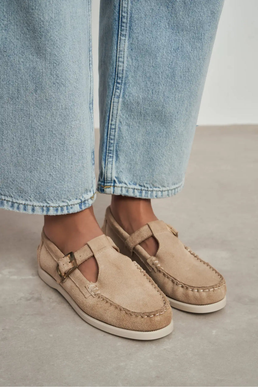 GAVİN BEIGE FLAT SOLE BUCKLE DETAIL WOMEN'S SHOES