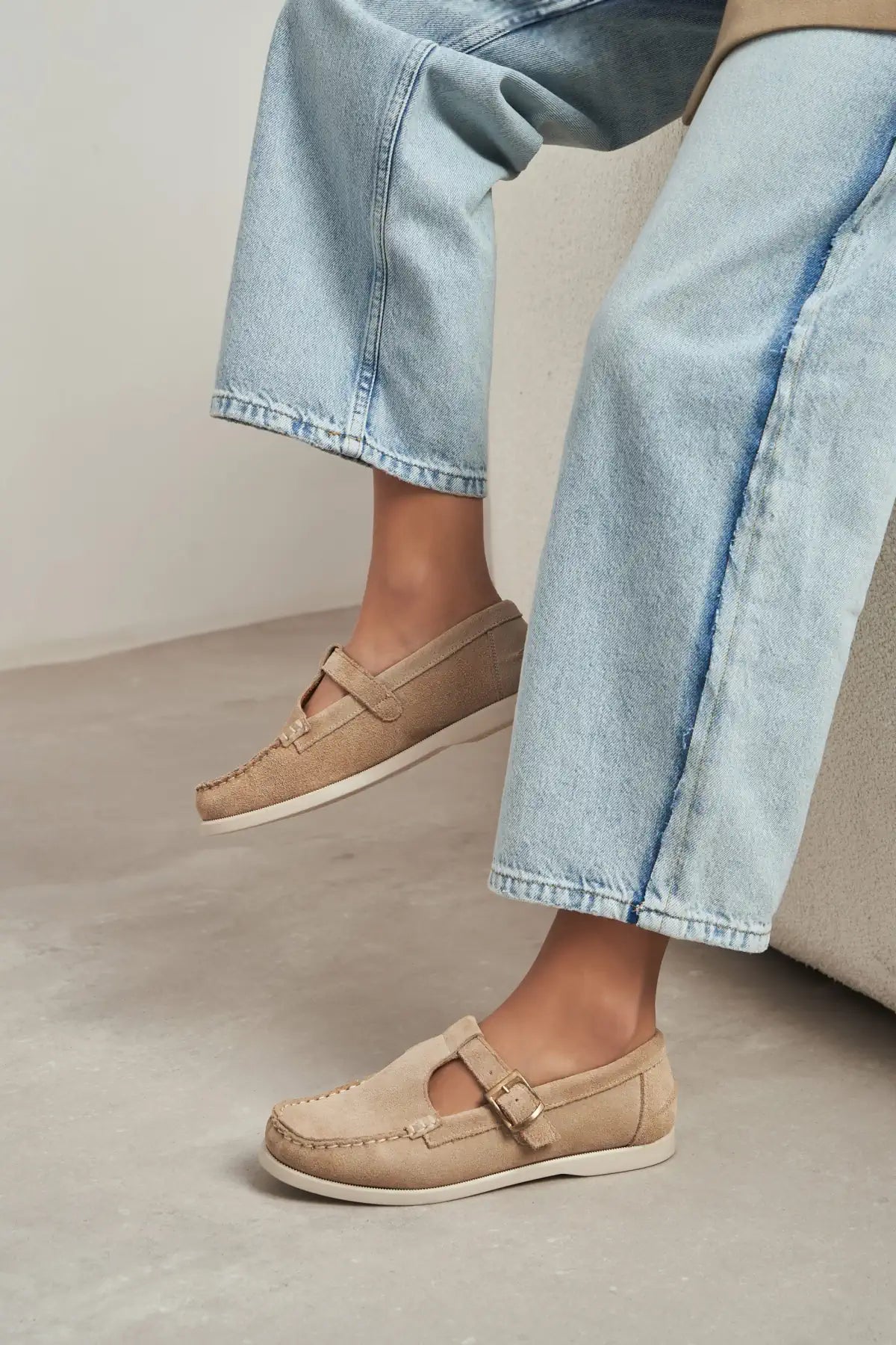 GAVİN BEIGE FLAT SOLE BUCKLE DETAIL WOMEN'S SHOES