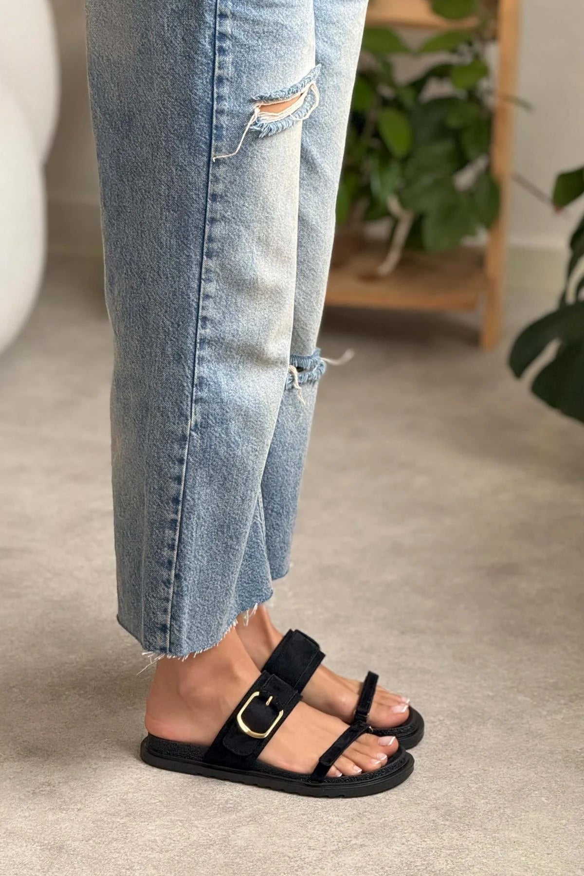 Pinky Black Suede Buckle Detail Velcro Flat Sole Women's Slippers