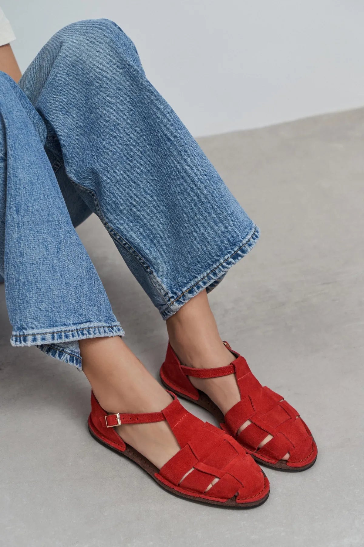 HUGEL Red Suede Leather Buckle Detail Flat Women’s Sandals
