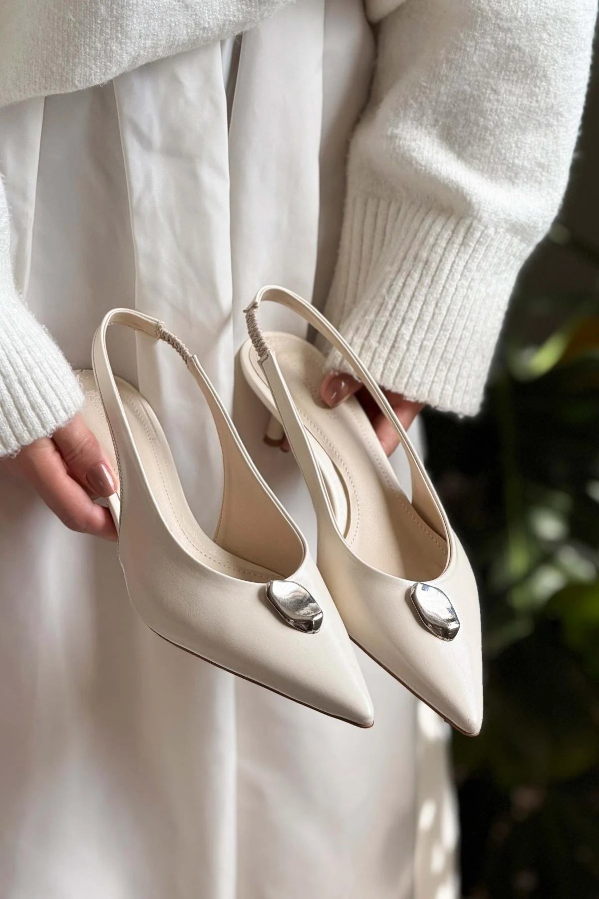 Cartella Beige Patterned Matt Accessory Detailed Women's High Heel Shoes