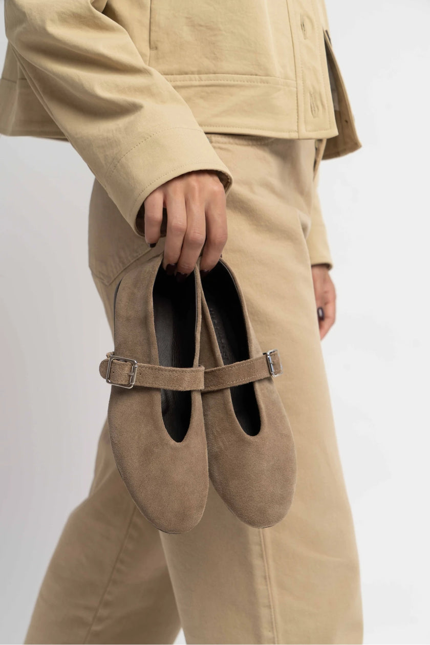 MERA ROME BEIGE BUCKLE DETAIL  BUCKLE DETAIL FLAT SOLE WOMEN'S BALLERINA