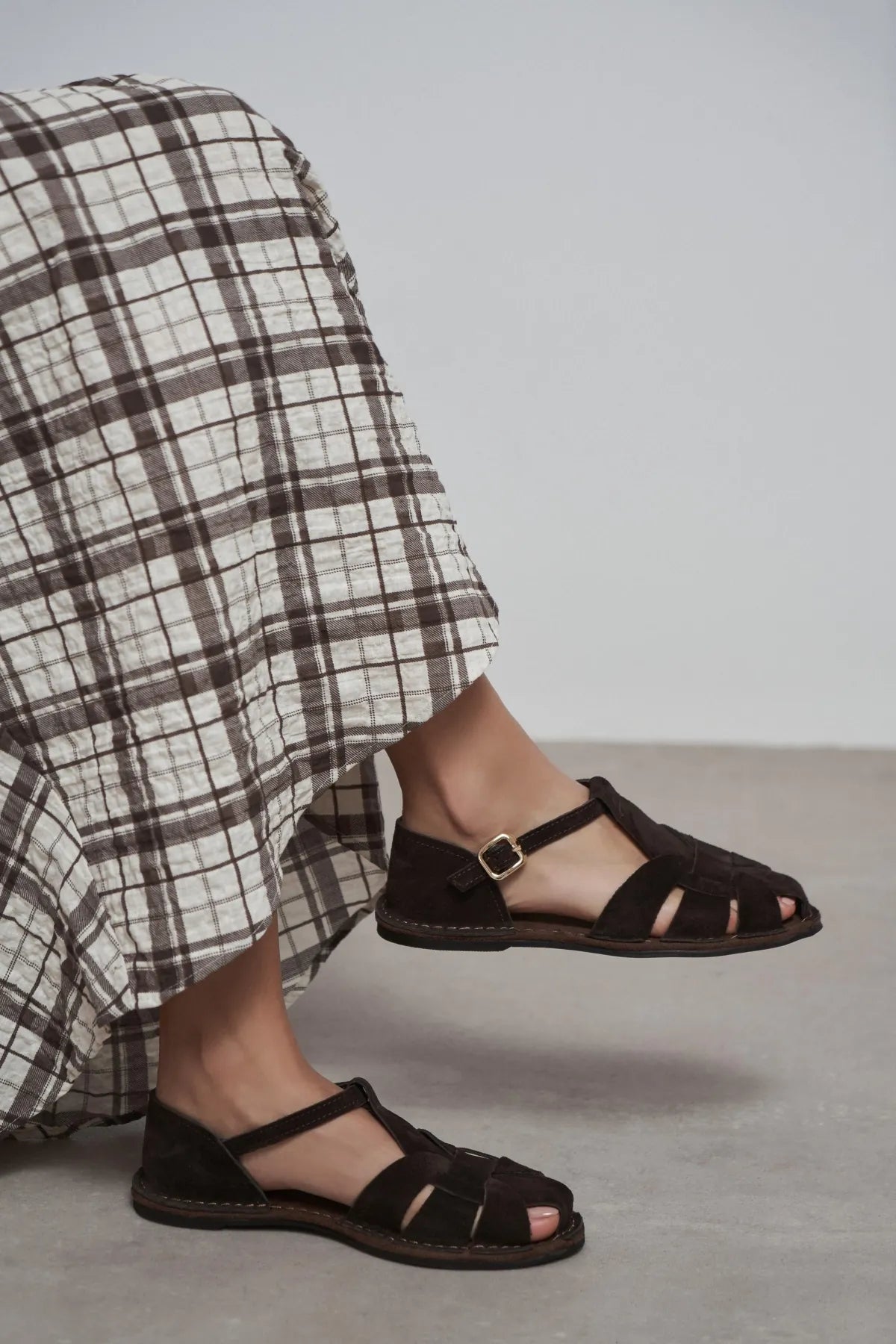 SOLTO Coffee Suede Leather Buckle Detail Flat Women’s Sandals | FOOTWEAR | SANDALET | Lebbse SOLTO Coffee Suede Leather Buckle Detail Flat Women’s Sandals | FOOTWEAR | SANDALET | Lebbse