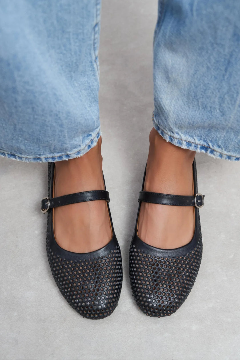 TITI Black Matte Genuine Leather Studded Buckle Detail Flat Women's Ballet Flats