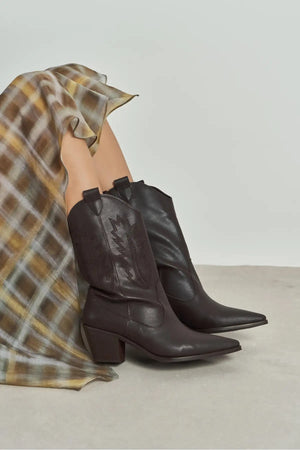 MURPHY BROWN MATTE POINTED TOE EMBROIDERED DETAIL THICK-HEEL WOMEN'S BOOTS