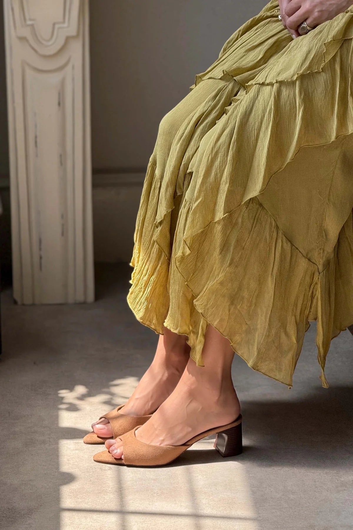 MORGANA TABA SUEDE POINTED TOE THICK HEEL WOMEN'S SLIPPERS | Slippers | FOOTWEAR | Slipper MORGANA TABA SUEDE POINTED TOE THICK HEEL WOMEN'S SLIPPERS | Slippers | FOOTWEAR | Slipper