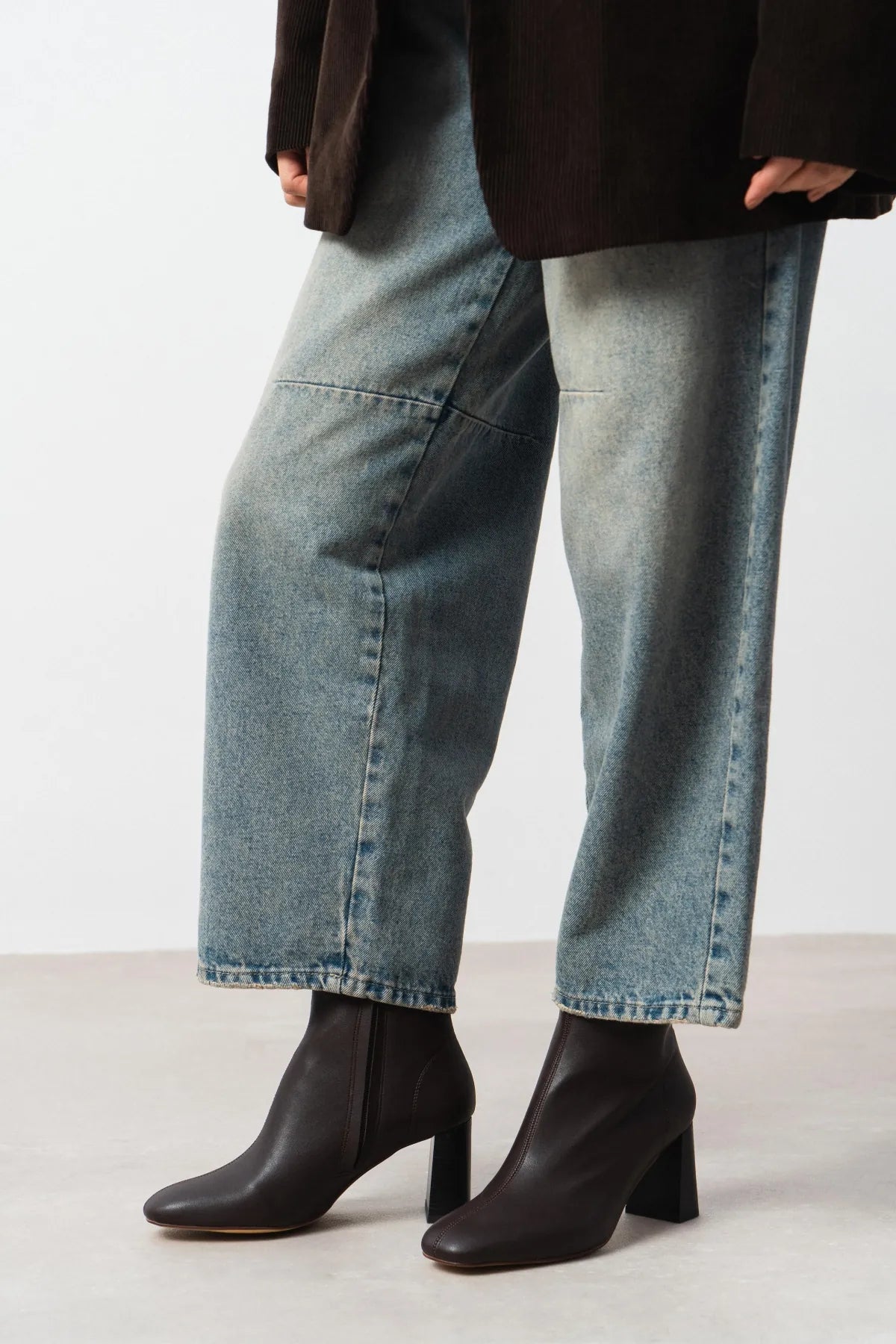 OPLO Coffee Matte Zippered Thick Heel Women's Boots