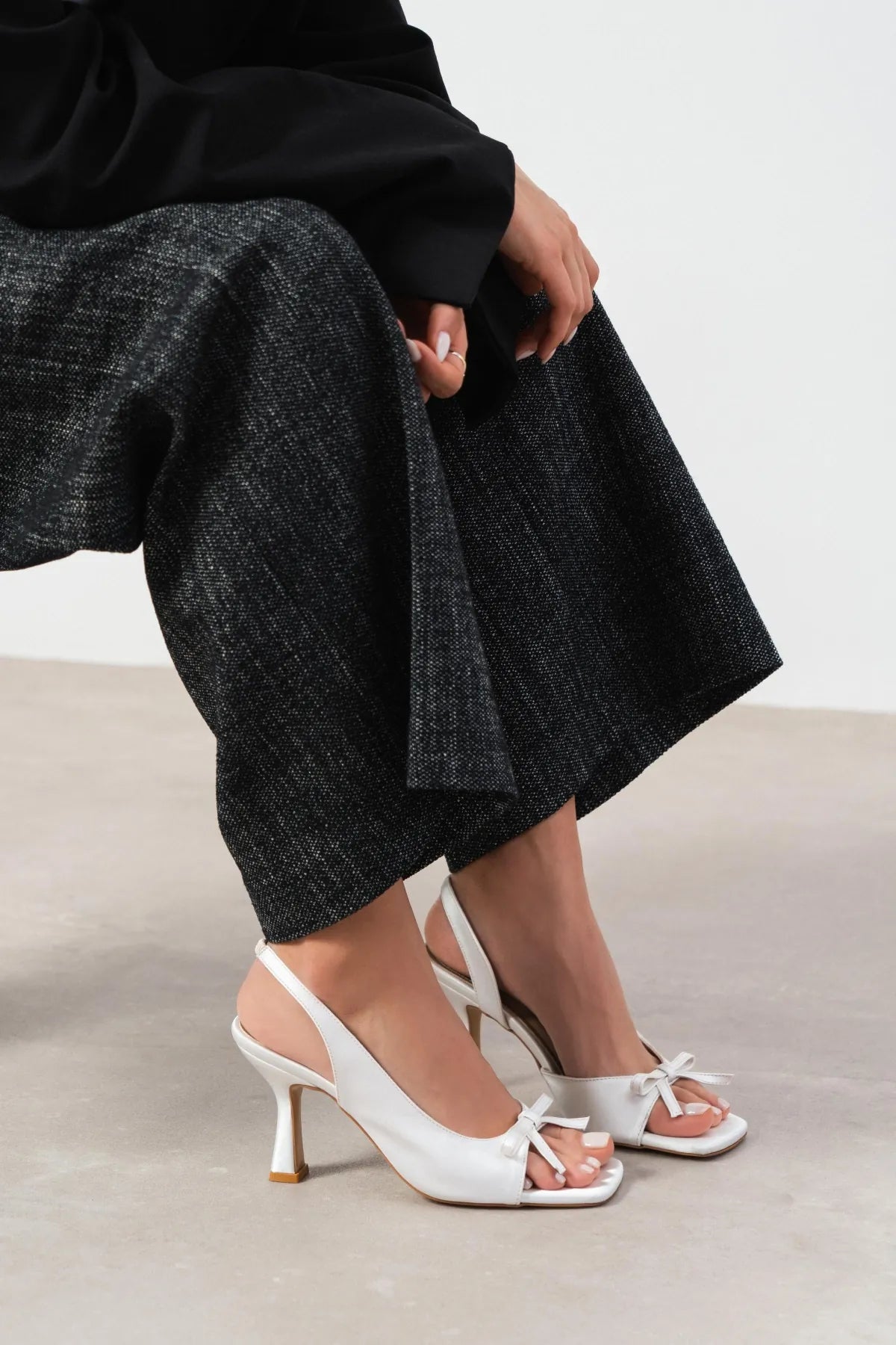 LILITH Pearl Satin Women’s Heel Shoes with Bow Detail