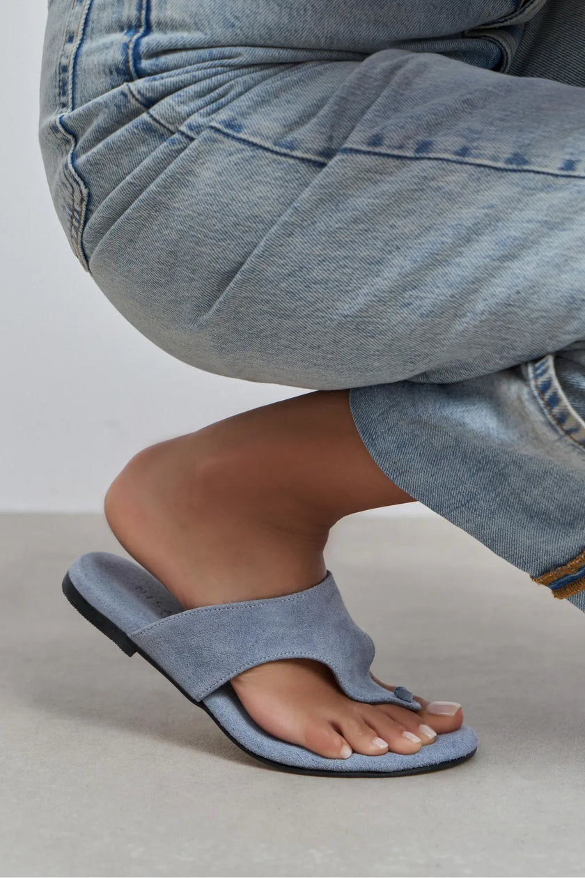 ALMIRA BABY BLUE SUEDE LEATHER WOMEN’S FLAT TOE-POST SLIPPERS