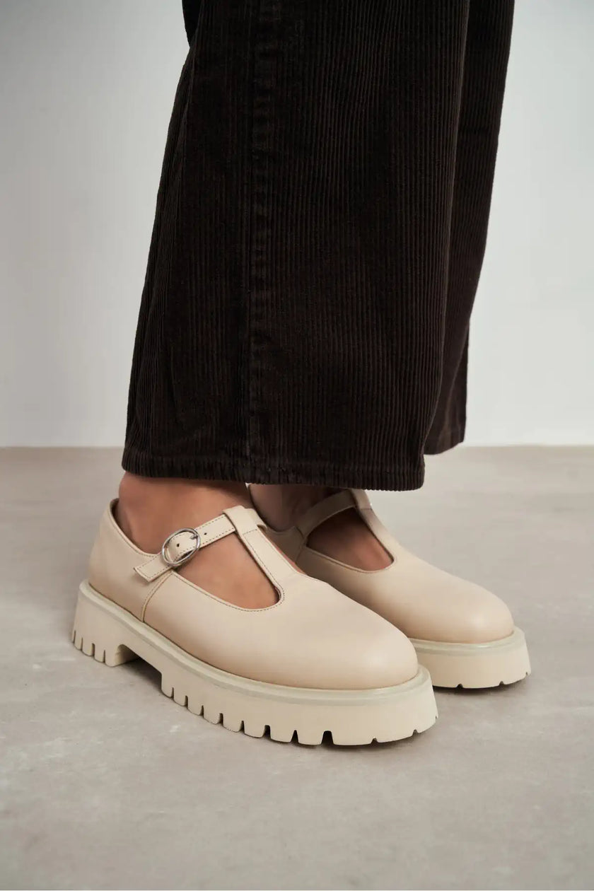 STANA BEIGE BUCKLE DETAIL THICK-SOLED WOMEN'S SHOES