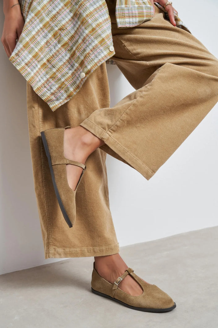 Mabel Rome Beige Genuine Suede Leather Buckle Detail Flat Women's Ballet Flats