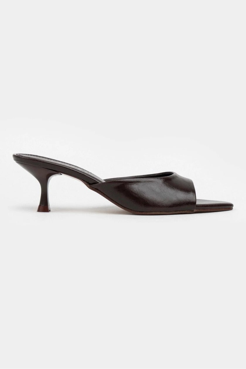 PROMISE Coffee Rustic Pattern Pointed Toe Women’s Thin Heel Slide Slippers