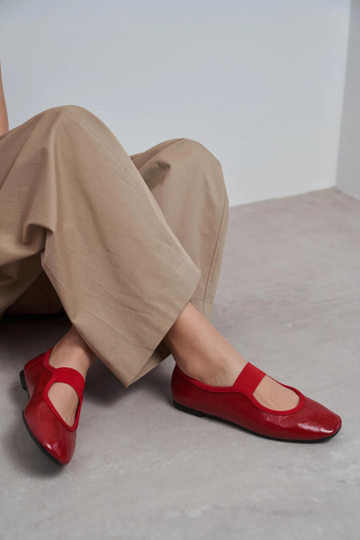 MORTY Red Rustic Patterned Women’s Daily Ballet Flats with Strap Detail