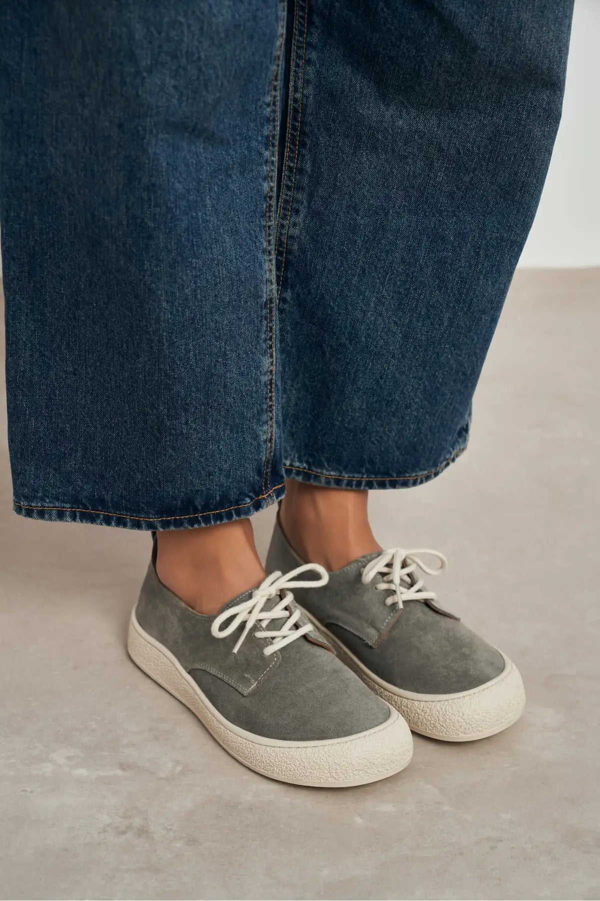 SPACE GREY LACE-UP CASUAL SNEAKER WOMEN'S SHOES