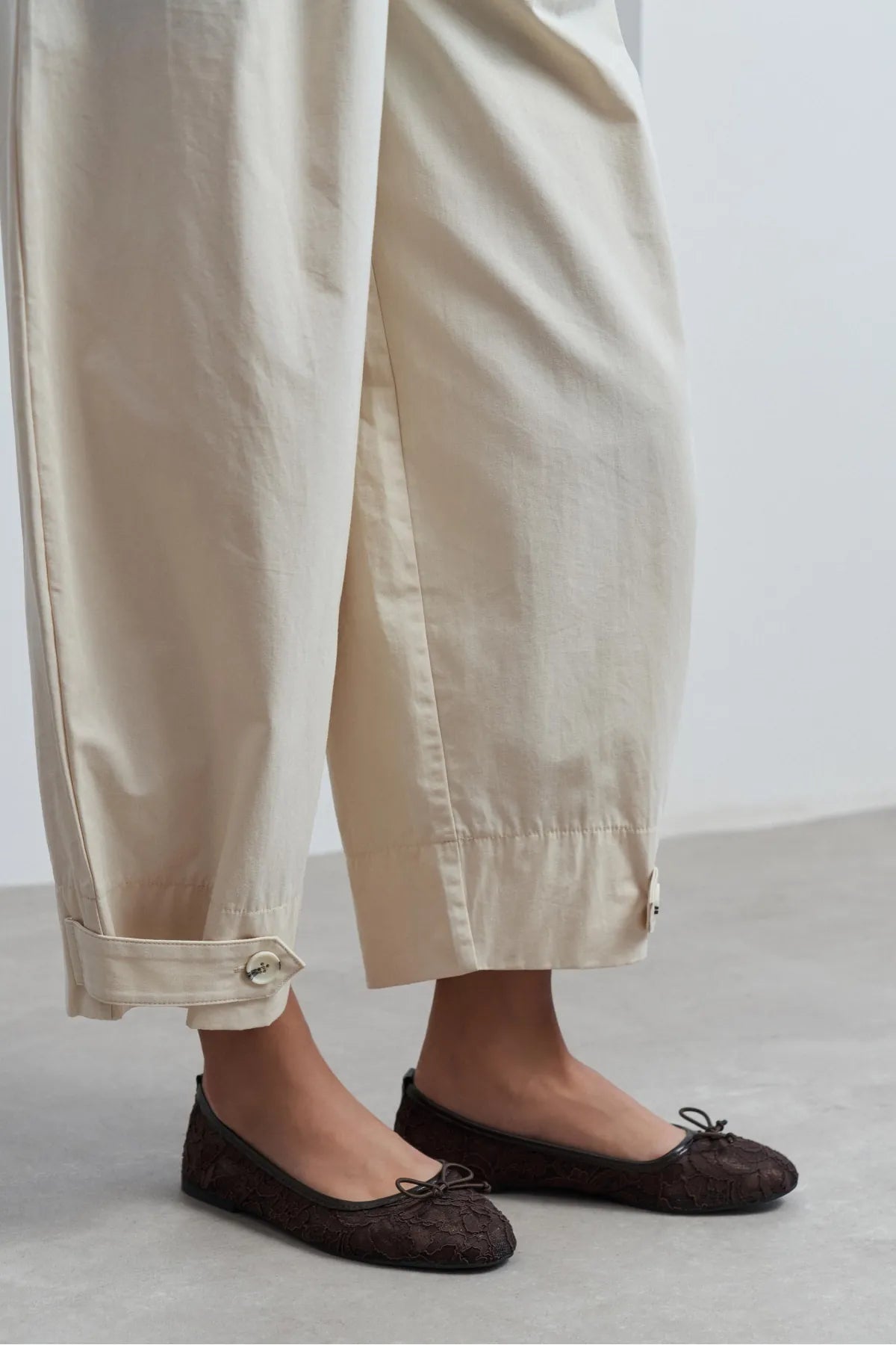 MAGNI Brown Lace Embroidered Bow Detail Women’s Ballet Flats | Ballet Flats | FOOTWEAR | Lebbse MAGNI Brown Lace Embroidered Bow Detail Women’s Ballet Flats | Ballet Flats | FOOTWEAR | Lebbse