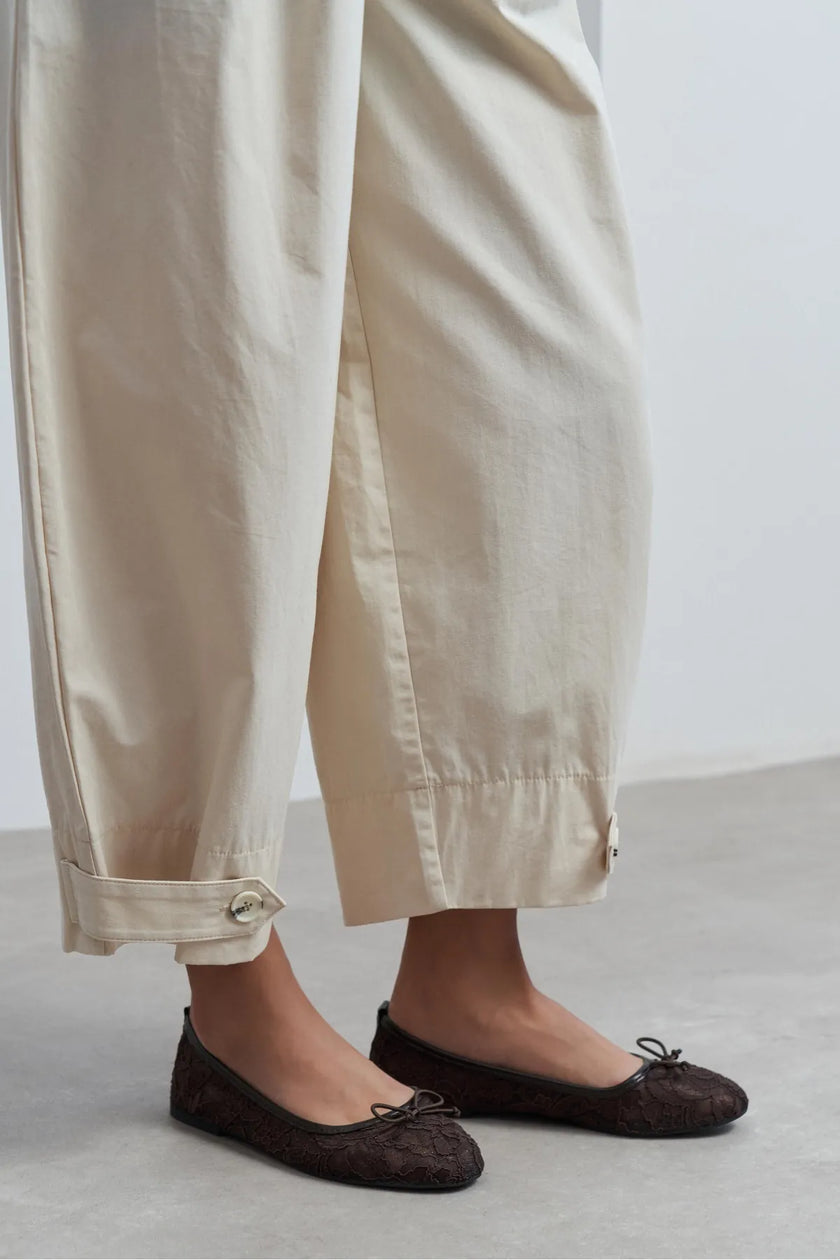 MAGNI Brown Lace Embroidered Bow Detail Women’s Ballet Flats