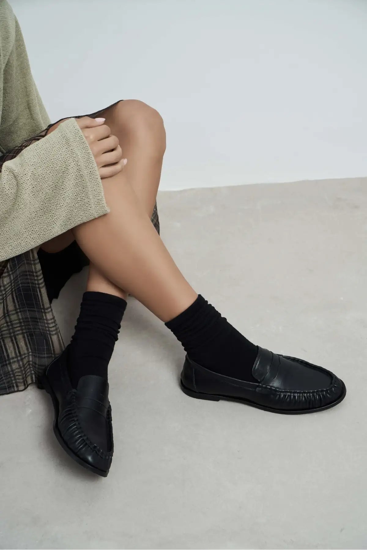 ELİSHA BLACK FLAT-SOLE WOMEN'S LOAFER