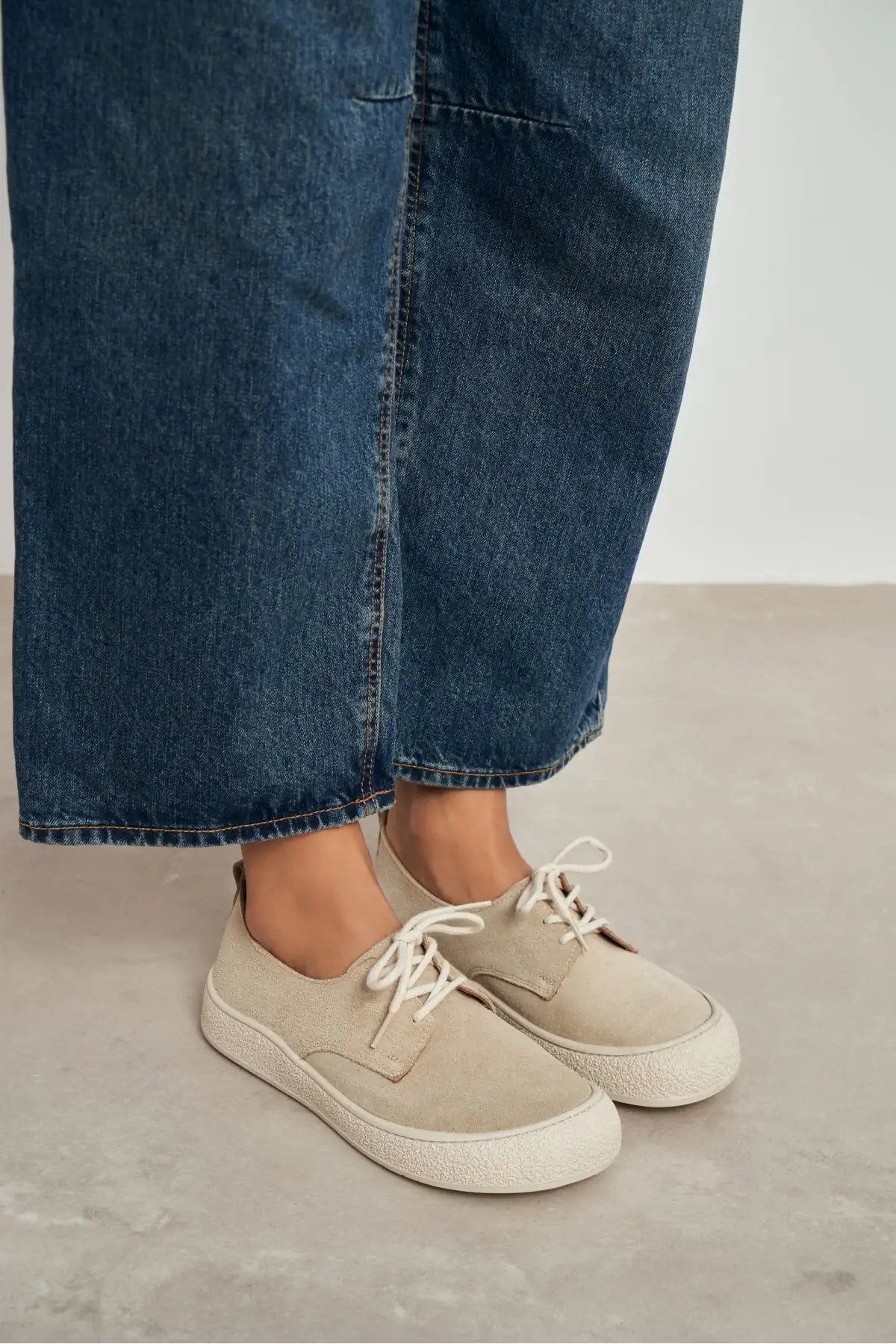 SPACE BEIGE LACE-UP CASUAL SNEAKER WOMEN'S SHOES