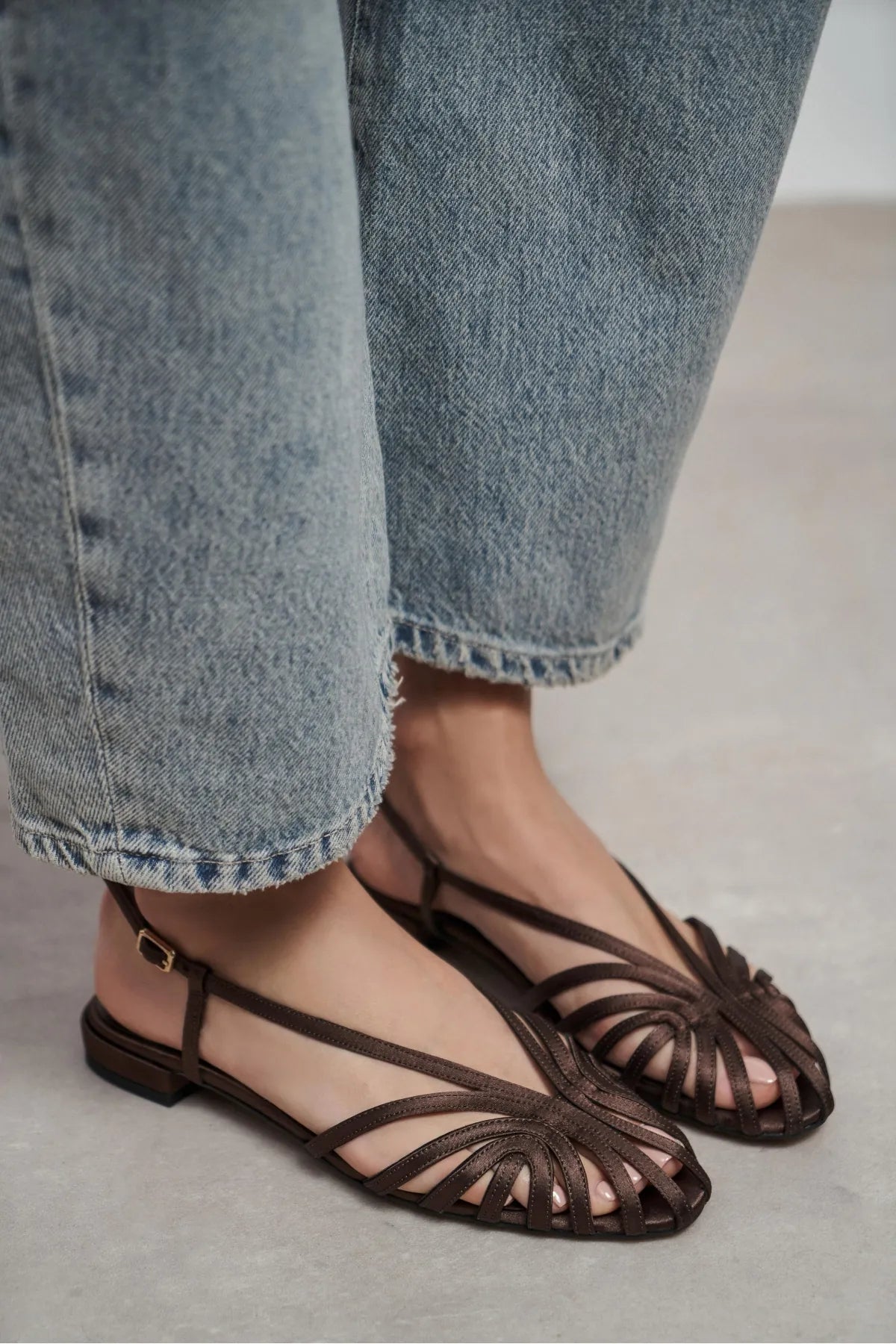 LENY Coffee Satin Trim Detail Women’s Sandal Flats | FOOTWEAR | SANDALET | Lebbse LENY Coffee Satin Trim Detail Women’s Sandal Flats | FOOTWEAR | SANDALET | Lebbse
