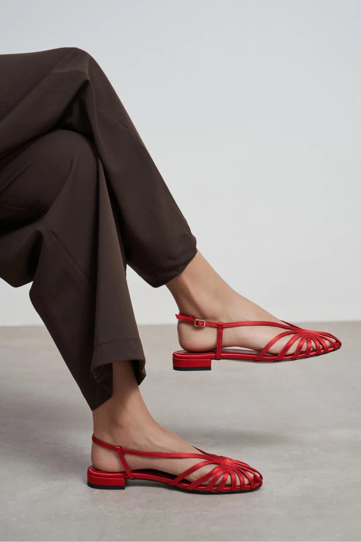 LENY Red Satin Piped Low-Heel Women's SandalsV