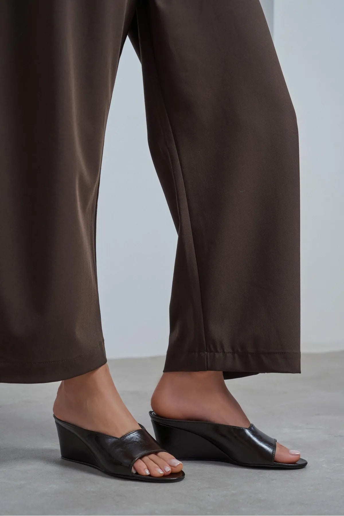 ALLISON Brown Rustic Wedge Heel Women’s Slipper's | FOOTWEAR | Slipper | Lebbse ALLISON Brown Rustic Wedge Heel Women’s Slipper's | FOOTWEAR | Slipper | Lebbse
